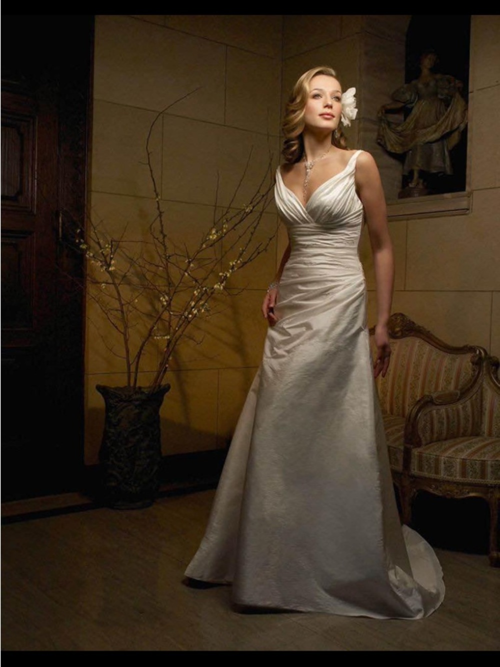 1831 CASABLANCA WEDDING
DRESS